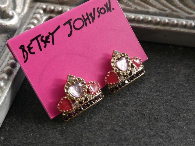 新品 ゴスロリ姫系ロマ系 アンティーク調ハートストーン プリンセス クラウン 王冠ティアラ ピアス  BETSEY JOHNSON < 女性アクセサリー/時計  新品 ゴスロリ姫系ロマ系 アンティーク調ハートストーン プリンセス クラウン 王冠ティアラ ピアス  BETSEY JOHNSON < 女性アクセサリー/時計の