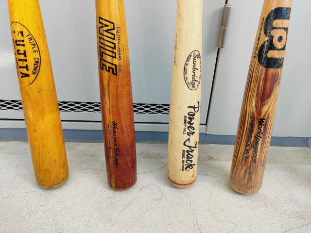 野球 木製 レトロ バット トレーニング 練習 軟式 < レジャー/スポーツ  野球 木製 レトロ バット トレーニング 練習 軟式 < レジャー/スポーツの