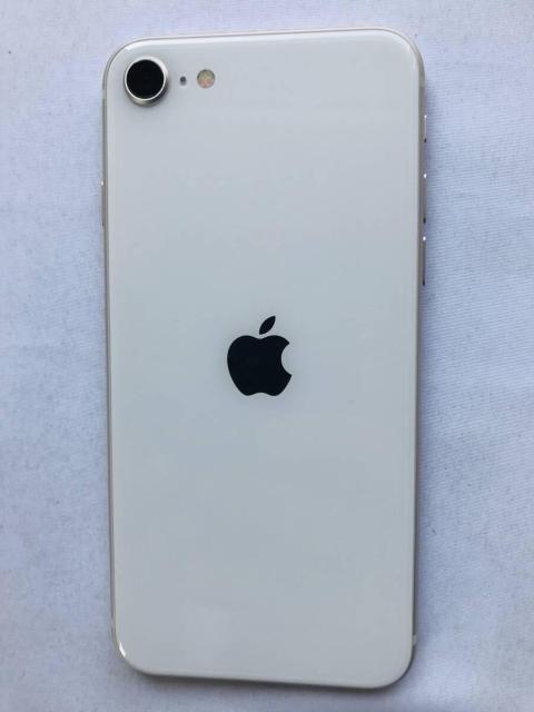 yiz@iPhoneSE@3@X^[Cg@128GB@87@SIMt[@iPhone@SE@Apple  Ɠd/AV 