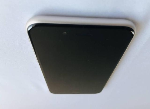 yiz@iPhoneSE@3@X^[Cg@128GB@87@SIMt[@iPhone@SE@Apple  Ɠd/AV 