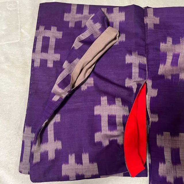 銘仙 アンティーク 紬 絣 井桁絣 着物 袷 紫 リメイクにも 正絹 < 女性ファッション 銘仙 アンティーク 紬 絣 井桁絣 着物 袷 紫 リメイクにも 正絹 < 女性ファッションの