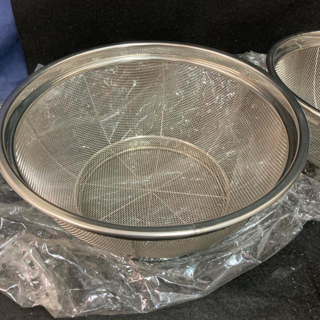 ステンレス製メッシュざる4個セット 新品 未使用 サイズ幅約21〜26cm 味道 < インテリア/ライフ ステンレス製メッシュざる4個セット 新品 未使用 サイズ幅約21〜26cm 味道 < インテリア/ライフの