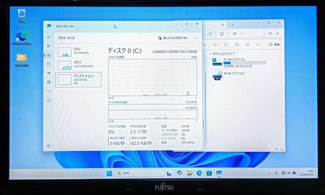 FUJITSU LIFEBOOK Corei7 ������8GB SSD256GB �m�[�g�p�\�R�� Windows Web�J���� �� PC�{��/���Ӌ@��� 