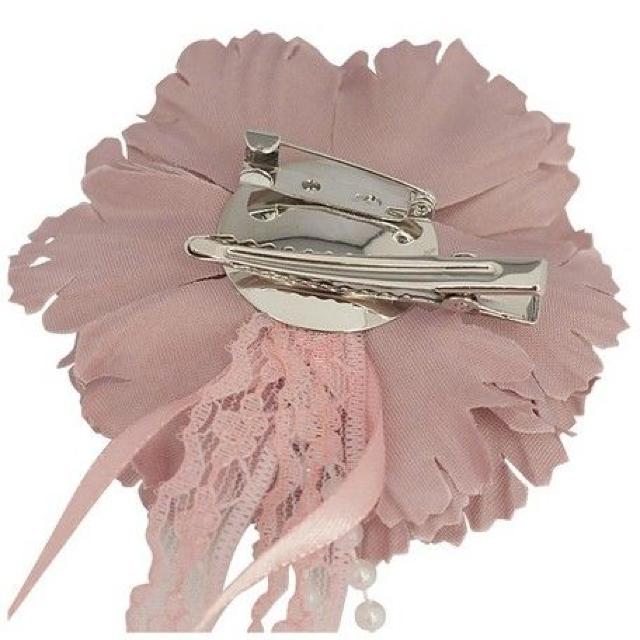 レースリボンフリンジ フラワーコサージュ ベージュ★新品 < 女性アクセサリー/時計 レースリボンフリンジ フラワーコサージュ ベージュ★新品 < 女性アクセサリー/時計の