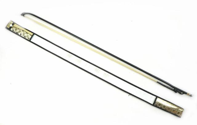 二胡/胡弓用弓 紫竹/白馬尾毛使用 ・弓袋付属◆新品 < ホビー  二胡/胡弓用弓 紫竹/白馬尾毛使用 ・弓袋付属◆新品  < ホビーの