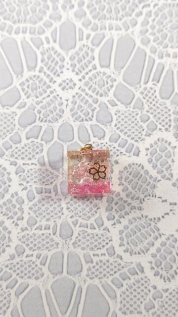 桜のレジンアクセサリーセット  ハンドメイド < 女性ファッション  桜のレジンアクセサリーセット  ハンドメイド < 女性ファッションの