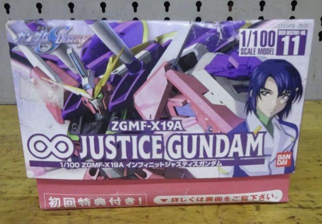 初回特典付 1/100 インフィニットジャスティスガンダム < ホビー  初回特典付 1/100 インフィニットジャスティスガンダム < ホビーの