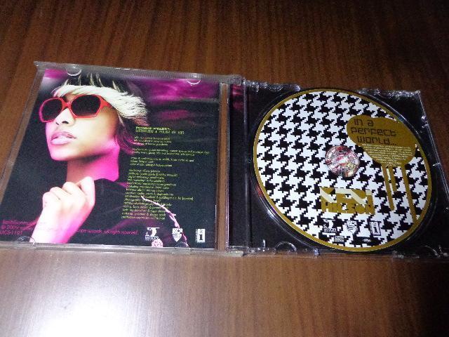 CD ★ KERI HILSON「IN A PERFECT WORLD」★ CD、Blu-ray、DVD 2枚で送料180円 < CD/DVD/ビデオ CD ★ KERI HILSON「IN A PERFECT WORLD」★ CD、Blu-ray、DVD 2枚で送料180円 < CD/DVD/ビデオの