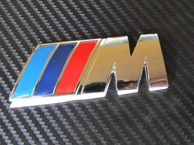 ● BMW M TYPE 3カラー&クロームメッキ ラウンドTYPE エンブレム 新品! < 自動車/バイク ● BMW M TYPE 3カラー&クロームメッキ ラウンドTYPE エンブレム 新品! < 自動車/バイク