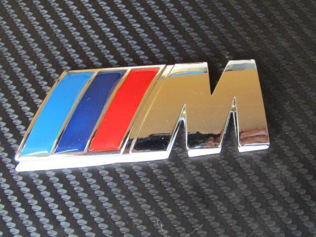 ● BMW M TYPE 3カラー&クロームメッキ ラウンドTYPE エンブレム 新品! < 自動車/バイク ● BMW M TYPE 3カラー&クロームメッキ ラウンドTYPE エンブレム 新品! < 自動車/バイク