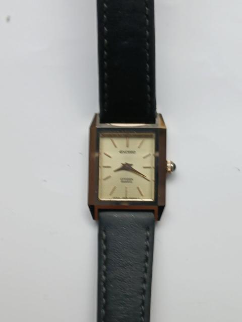 CITIZEN EXCEED QUARTZ  uh 