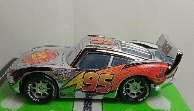 マテルディズニーカーズライトニングマックイーンシルバーレーサータイプ新品 < ホビー マテルディズニーカーズライトニングマックイーンシルバーレーサータイプ新品 < ホビーの
