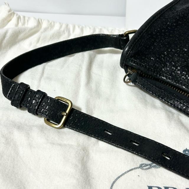 PRADA �v���_ �k�o�b�N ���U�[  �V�����_�[ �o�b�O �΂ߊ|�� �u���b�N ���^�O53 �� �u�����h�� 