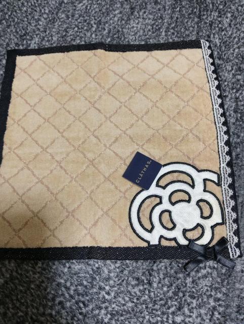 レア 新品 クレイサス タオル ハンカチ ベージュ < ブランド レア 新品 クレイサス タオル ハンカチ ベージュ < ブランドの