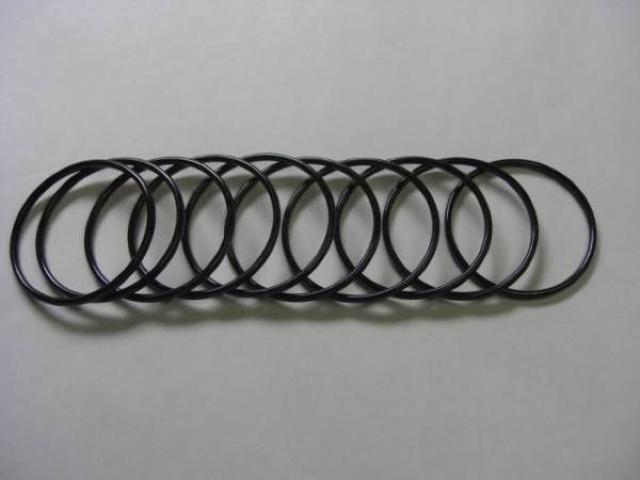 10本・セットブラックブレスレット シンプル 腕輪 アクセサリー ブラック 黒 重ね付け バングル < 女性アクセサリー/時計  10本・セットブラックブレスレット シンプル 腕輪 アクセサリー ブラック 黒 重ね付け バングル < 女性アクセサリー/時計の