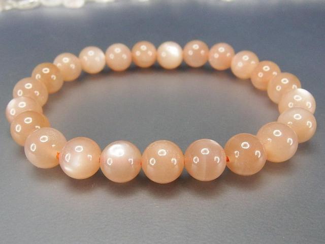 極美天然石AAAAオレンジムーンストーン約8mm強ブレスレット シラー効果 < 女性アクセサリー/時計  極美天然石AAAAオレンジムーンストーン約8mm強ブレスレット シラー効果 < 女性アクセサリー/時計の