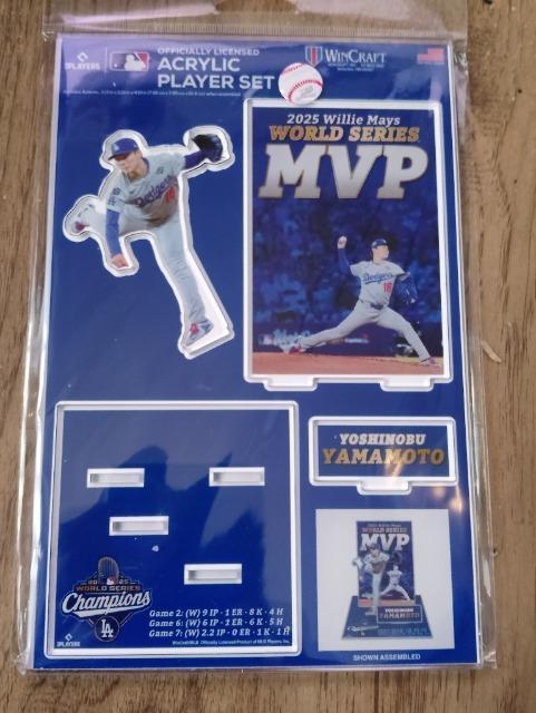 ドジャース山本由伸投手アクリルスタンド MLB FANATIC社並行輸入品ホログラムシール付き < レジャー/スポーツ ドジャース山本由伸投手アクリルスタンド MLB FANATIC社並行輸入品ホログラムシール付き < レジャー/スポーツの