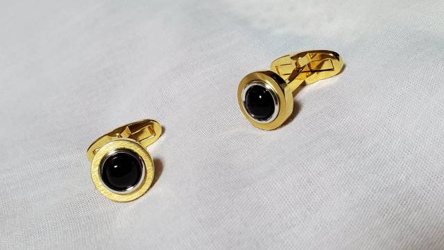 正規未 ジバンシィ クラシック トリニティリング カボションカフス グラマラス3カラーカフリンクス < ブランド  正規未 ジバンシィ クラシック トリニティリング カボションカフス グラマラス3カラーカフリンクス  < ブランドの