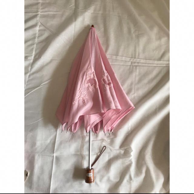 新品タグ付き 折り畳み 日傘 麻100% リネン  ガラスビーズ刺繍  持ち手竹 < 女性ファッション  新品タグ付き 折り畳み 日傘 麻100% リネン  ガラスビーズ刺繍  持ち手竹  < 女性ファッションの
