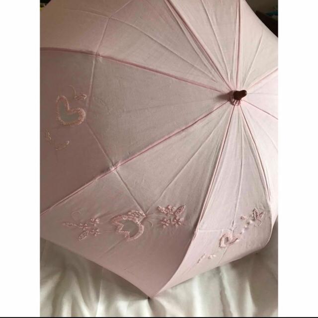 新品タグ付き 折り畳み 日傘 麻100% リネン  ガラスビーズ刺繍  持ち手竹 < 女性ファッション  新品タグ付き 折り畳み 日傘 麻100% リネン  ガラスビーズ刺繍  持ち手竹 < 女性ファッションの