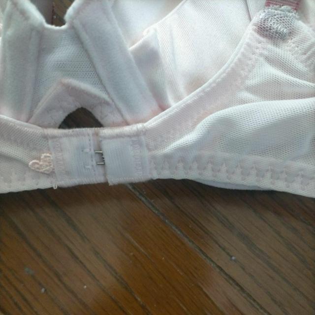 トリンプ アモスタイル ワイヤーブラジャー B65/D65 新品 花 < 女性ファッション  トリンプ アモスタイル ワイヤーブラジャー B65/D65 新品 花 < 女性ファッションの