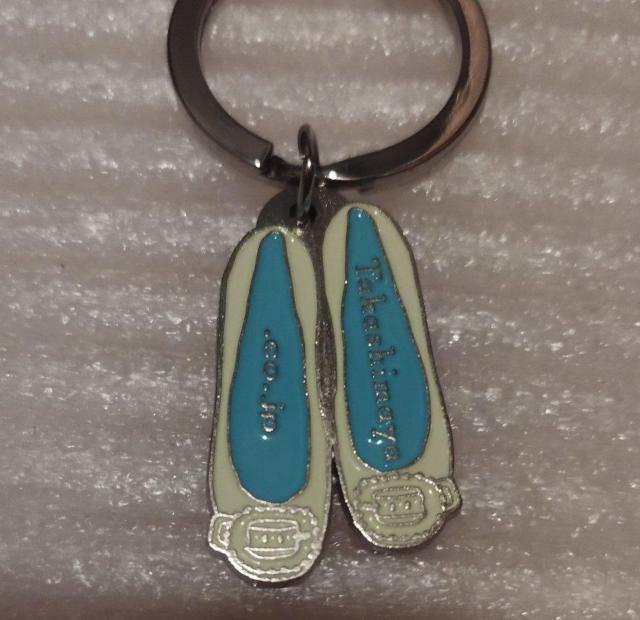 高島屋 金具製 バレエシューズ キーチェーン キーホルダー ノベルティ < 女性ファッション  高島屋 金具製 バレエシューズ キーチェーン キーホルダー ノベルティ < 女性ファッションの