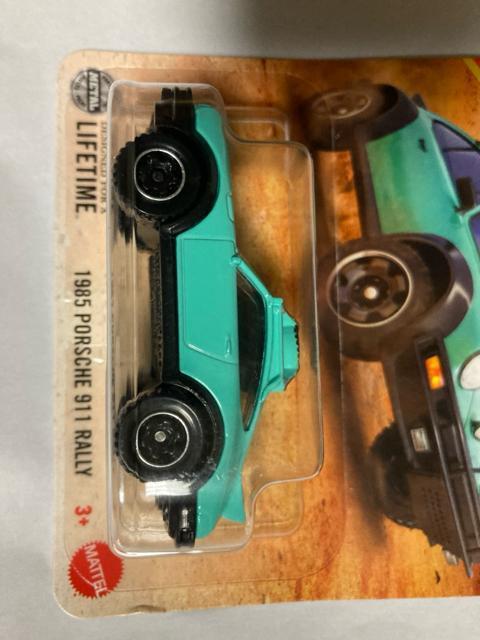 マッチボックス・1985ポルシェ911ラリー 緑(他も出品中) < ホビー  マッチボックス・1985ポルシェ911ラリー 緑(他も出品中) < ホビーの