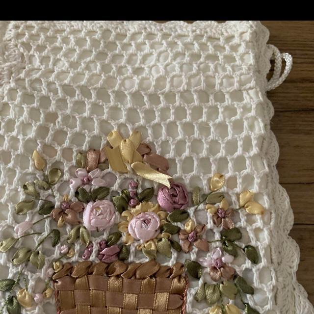 新品★レトロアンティーク、お花バスケットデザイン。ミニ巾着 < 女性ファッション  新品★レトロアンティーク、お花バスケットデザイン。ミニ巾着 < 女性ファッションの