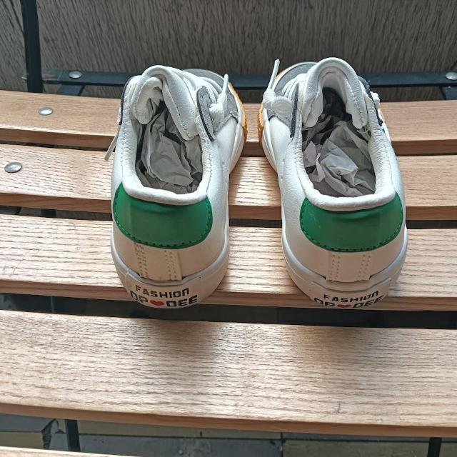 キッズ スニーカー 17.5cm ホワイト 子供靴 シューズ カジュアル 28 < キッズ/ベビー  キッズ スニーカー 17.5cm ホワイト 子供靴 シューズ カジュアル 28 < キッズ/ベビーの