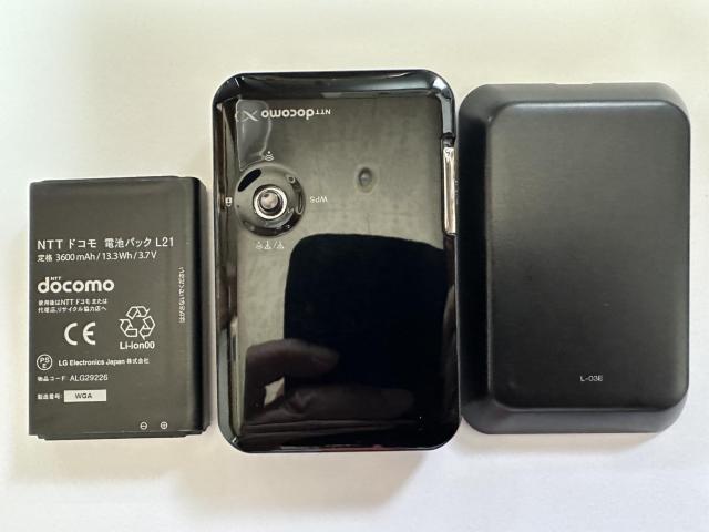 docomoLG Electronics Wi-Fi[^[L-03E ɔi_1  PC{/Ӌ@ 