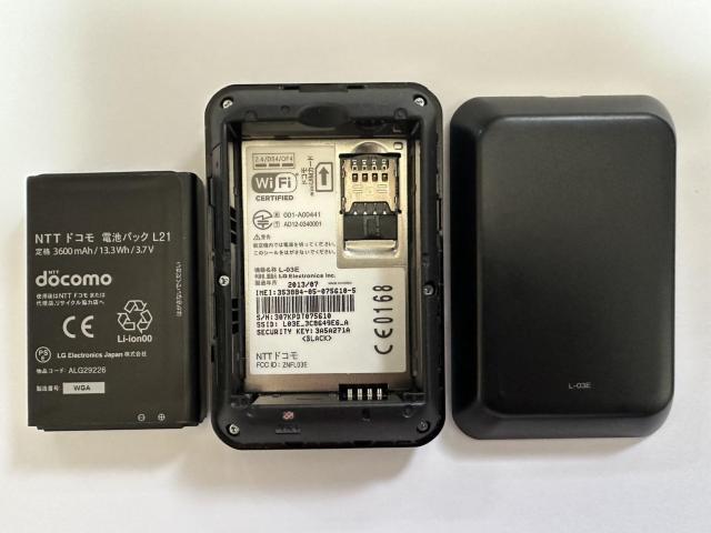 docomoLG Electronics Wi-Fi[^[L-03E ɔi_1  PC{/Ӌ@ 