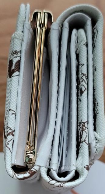 にゃんこ先生☆折り財布(ホワイト) < アニメ/コミック/キャラクター  にゃんこ先生☆折り財布(ホワイト) < アニメ/コミック/キャラクターの