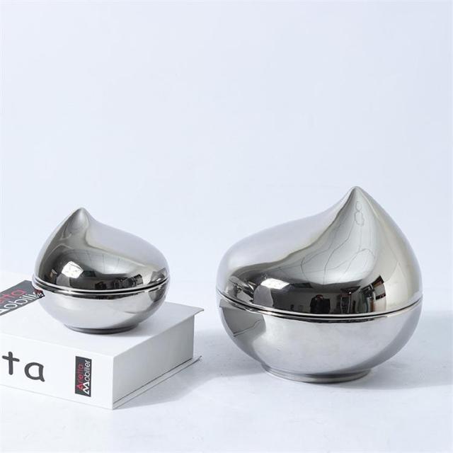 銀メッキ 水滴形 陶器製 収納罐 Sサイズ 小物入れ 北欧モダン < インテリア/ライフ 銀メッキ 水滴形 陶器製 収納罐 Sサイズ 小物入れ 北欧モダン < インテリア/ライフの