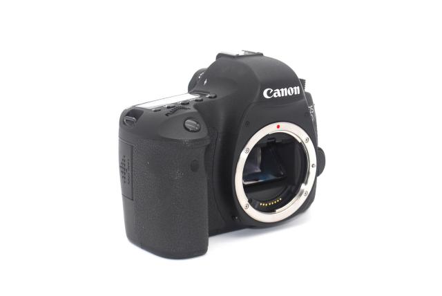 �y���ď������o�c�O���̋@���́�Canon 6D �{�f�B�� �� �Ɠd/AV�� 