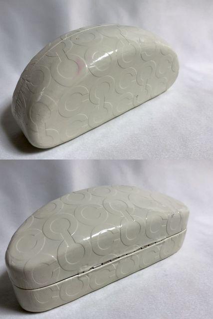 即決 COACHコーチ ブランドアイコン 純正サングラス、眼鏡ケース 白 ホワイト クロス付き < ブランド  即決 COACHコーチ ブランドアイコン 純正サングラス、眼鏡ケース 白 ホワイト クロス付き < ブランドの