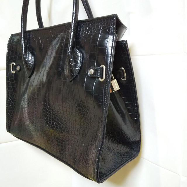 セレブ女優bag★2wayBLACKクロコ型押しbag(ショルダーベルト付き)  黒ageha < 女性ファッション  セレブ女優bag★2wayBLACKクロコ型押しbag(ショルダーベルト付き)  黒ageha < 女性ファッションの