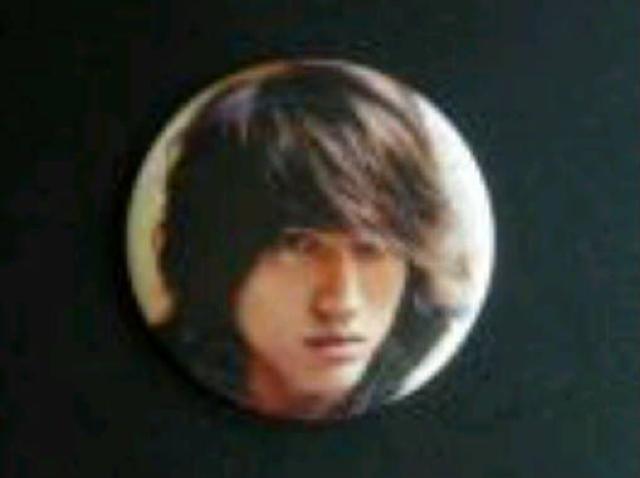 ジェリー・イェン写真入り缶バッチ A < タレントグッズ ジェリー・イェン写真入り缶バッチ A < タレントグッズの