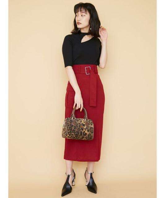 限定SALEセール●定価8,140円●MURUAムルーア●サイドポケットスリットスカート●赤レッド●タイトスカート < ブランド  限定SALEセール●定価8,140円●MURUAムルーア●サイドポケットスリットスカート●赤レッド●タイトスカート < ブランドの