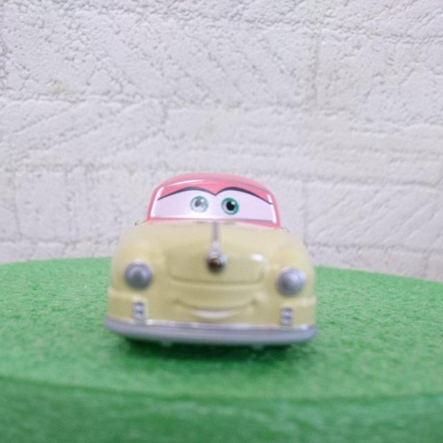 トミカ Cars-Louise Nash < ホビー トミカ Cars-Louise Nash < ホビーの