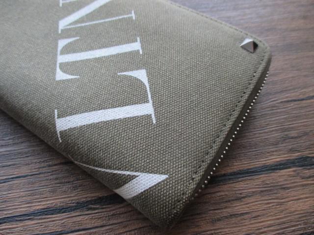 ☆VALENTINO ヴァレンティノ プリント ロゴ ラウンドファスナー 長財布 財布 キャンバス×レザー ユニセックス☆未使用 < ブランド  ☆VALENTINO ヴァレンティノ プリント ロゴ ラウンドファスナー 長財布 財布 キャンバス×レザー ユニセックス☆未使用 < ブランドの