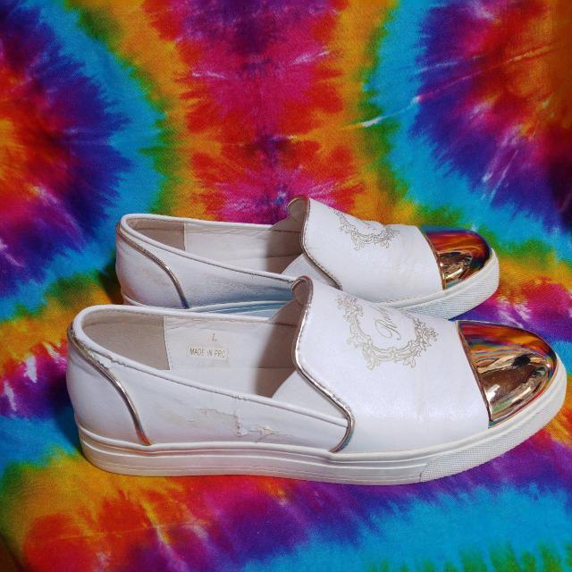 鬼カワッ(///ω///)ゴールド爪先スリッポン□スニーカー□派手好きギャル□ < ブランド  鬼カワッ(///ω///)ゴールド爪先スリッポン□スニーカー□派手好きギャル□ < ブランドの