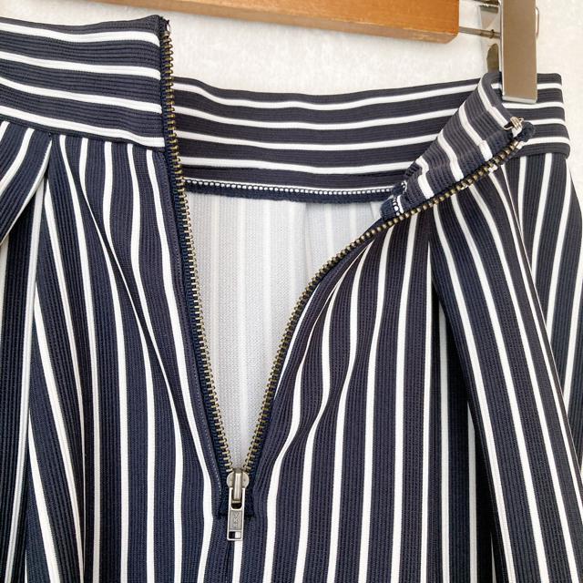 新品 GU ストレッチ入り ストライプ ポンチスカート フレア S  ジーユー N2m < ブランド  新品 GU ストレッチ入り ストライプ ポンチスカート フレア S  ジーユー N2m < ブランドの