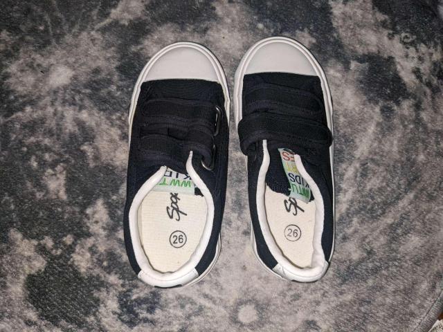 新品 15cm スニーカー ローカット キッズ 靴 シューズ 子供 ブラック < キッズ/ベビー  新品 15cm スニーカー ローカット キッズ 靴 シューズ 子供 ブラック < キッズ/ベビーの