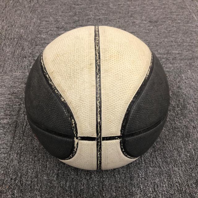  JORDAN W[_ oXPbg{[  W[/X|[c 