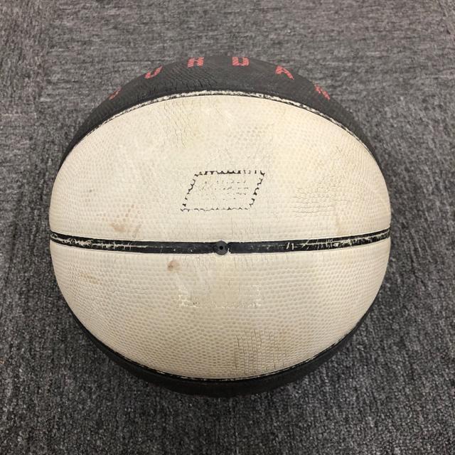  JORDAN W[_ oXPbg{[  W[/X|[c 