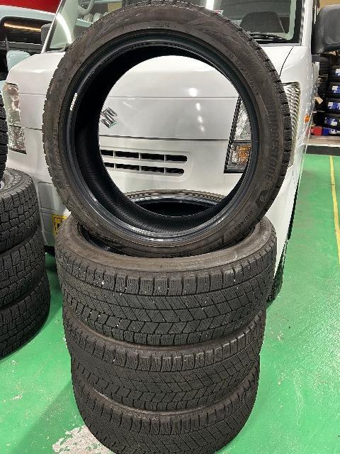0110170)中古国産スタッドレスタイヤ4本ブリヂストンブリザックVRX3セダンミニバンサイズ215/45R18送料無料 < 自動車/バイク 0110170)中古国産スタッドレスタイヤ4本ブリヂストンブリザックVRX3セダンミニバンサイズ215/45R18送料無料 < 自動車/バイク