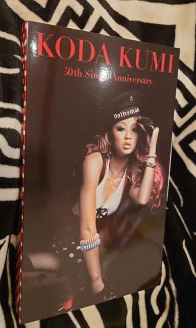 倖田來未 4TIMES CD+50枚ポストカード < タレントグッズ 倖田來未 4TIMES CD+50枚ポストカード < タレントグッズの