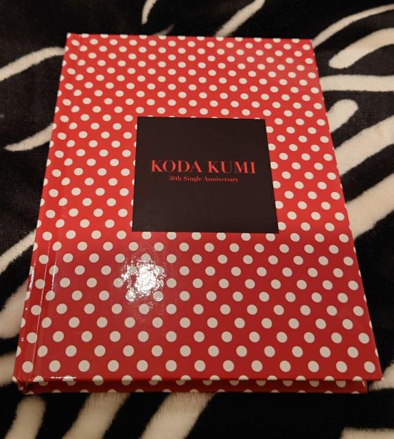 倖田來未 4TIMES CD+50枚ポストカード < タレントグッズ 倖田來未 4TIMES CD+50枚ポストカード < タレントグッズの