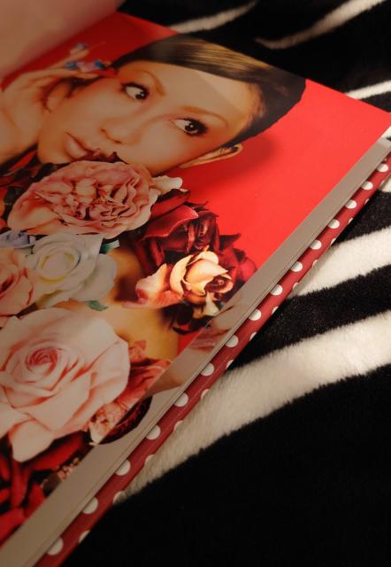 倖田來未 4TIMES CD+50枚ポストカード < タレントグッズ 倖田來未 4TIMES CD+50枚ポストカード < タレントグッズの