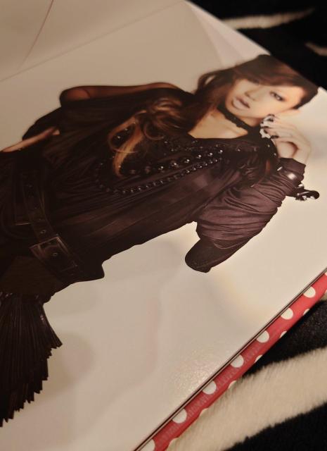 倖田來未 4TIMES CD+50枚ポストカード < タレントグッズ 倖田來未 4TIMES CD+50枚ポストカード < タレントグッズの